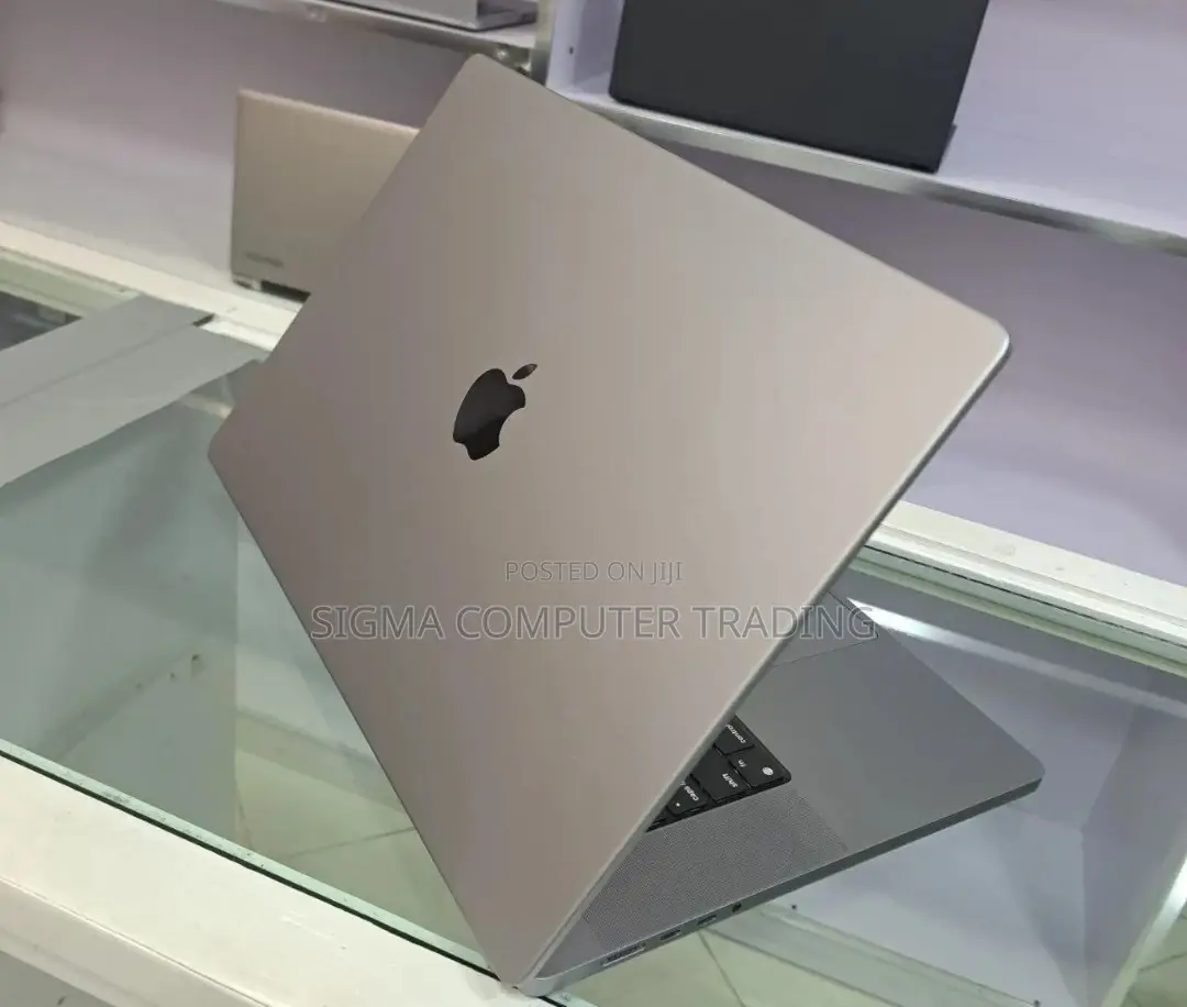 New Laptop Apple MacBook Pro M1 16GB Apple M1 Pro SSD 1T