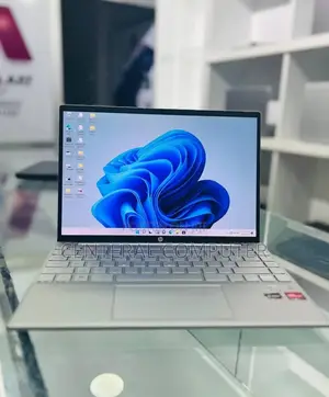 New Laptop HP 16GB AMD Ryzen 7 SSD 1T