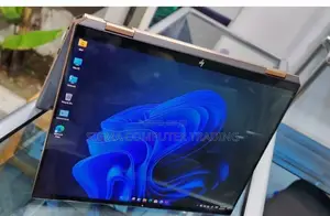 Photo - New Laptop HP Spectre 16GB Intel Core I7 SSD 1T