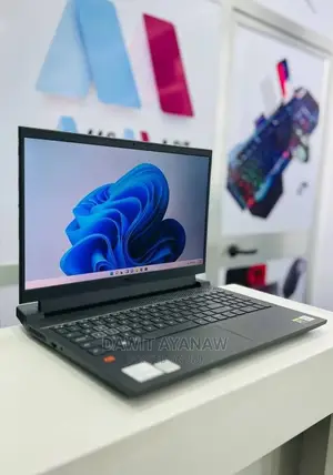 New Laptop Dell G15 5511 12GB Intel Core I7 SSD 512GB