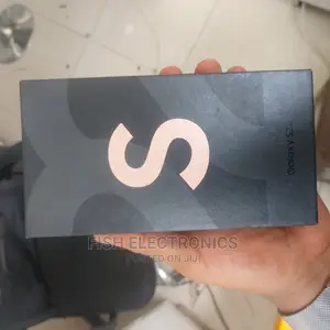 New Samsung Galaxy S22 5G 128 GB Black