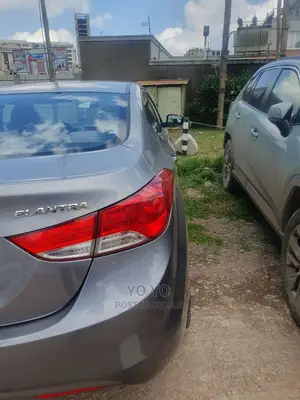 Hyundai Elantra GT 2013 Silver