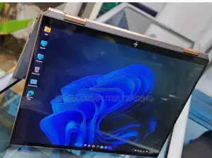 Photo - New Laptop HP Spectre X360 13 16GB Intel Core I7 SSD 1T