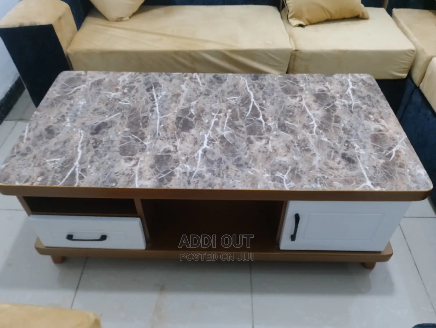 Tables/ጠረጴዛዎች