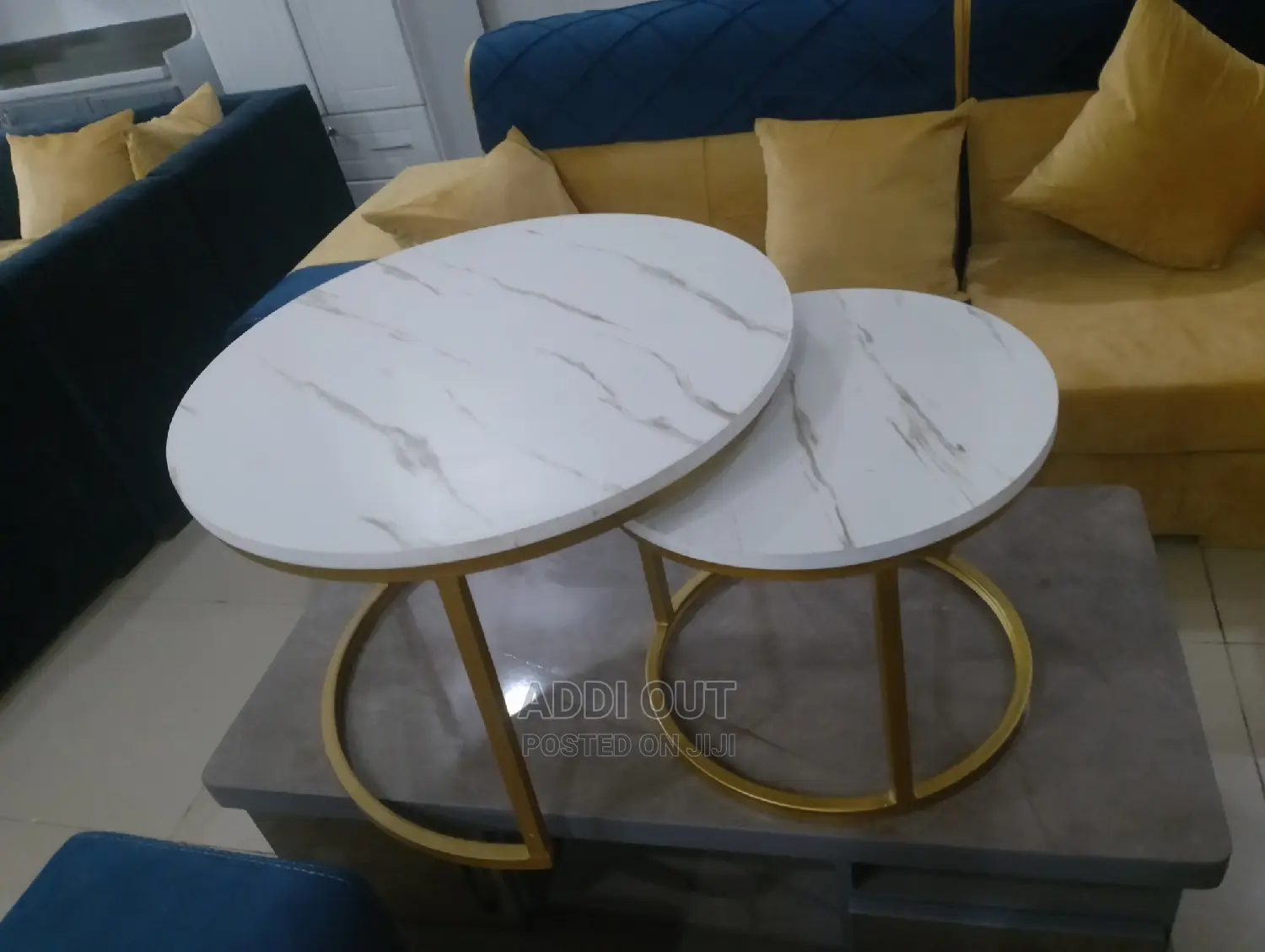 Tables/ጠረጴዛዎች