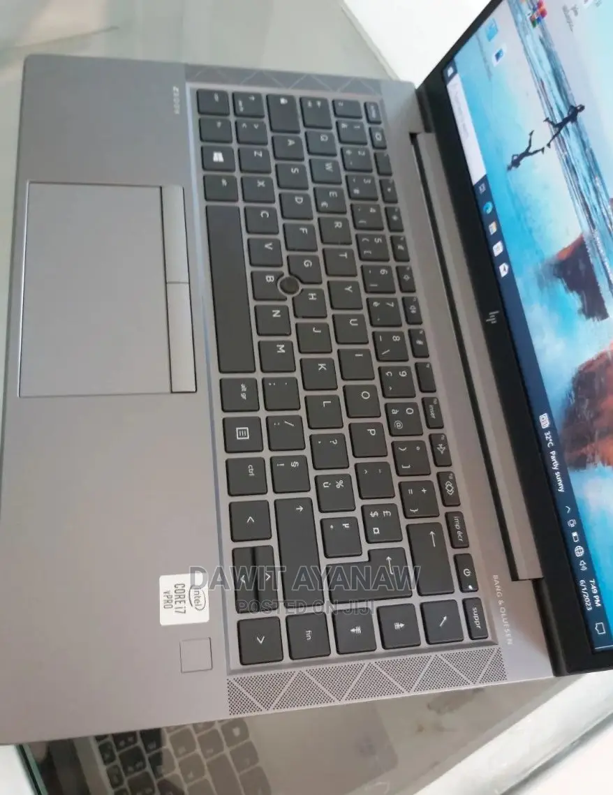 New Laptop HP ZBook Studio 16GB Intel Core I7 SSD 512GB