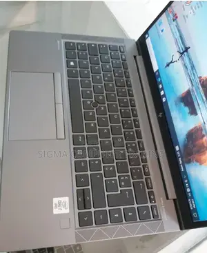 New Laptop HP ZBook 14 16GB Intel Core I7 SSD 512GB