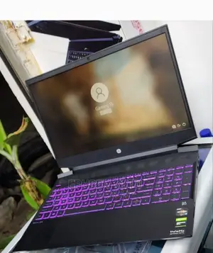 New Laptop HP Pavilion 15 8GB AMD Ryzen 7 SSD 512GB