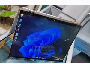 New Laptop HP Spectra 13 16GB Intel Core I7 SSD 1T