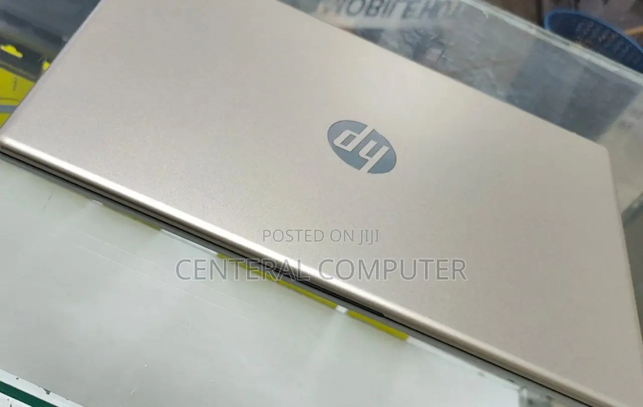 New Laptop HP Stream Notebook 8GB AMD Ryzen 5 SSD 512GB