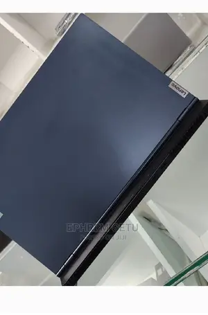 New Laptop Lenovo Legion 5 16GB AMD Ryzen 7 SSD 512GB
