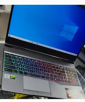 New Laptop MSI MSI Sword 15 16GB Intel Core I7 SSD 512GB