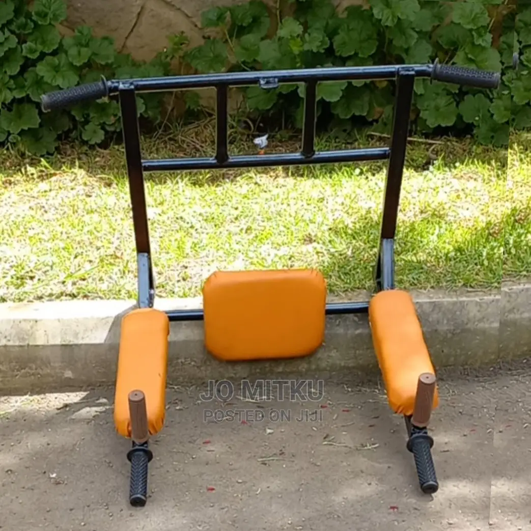 Pull Up ,Dip ,Abs And Punching Bag Attachment