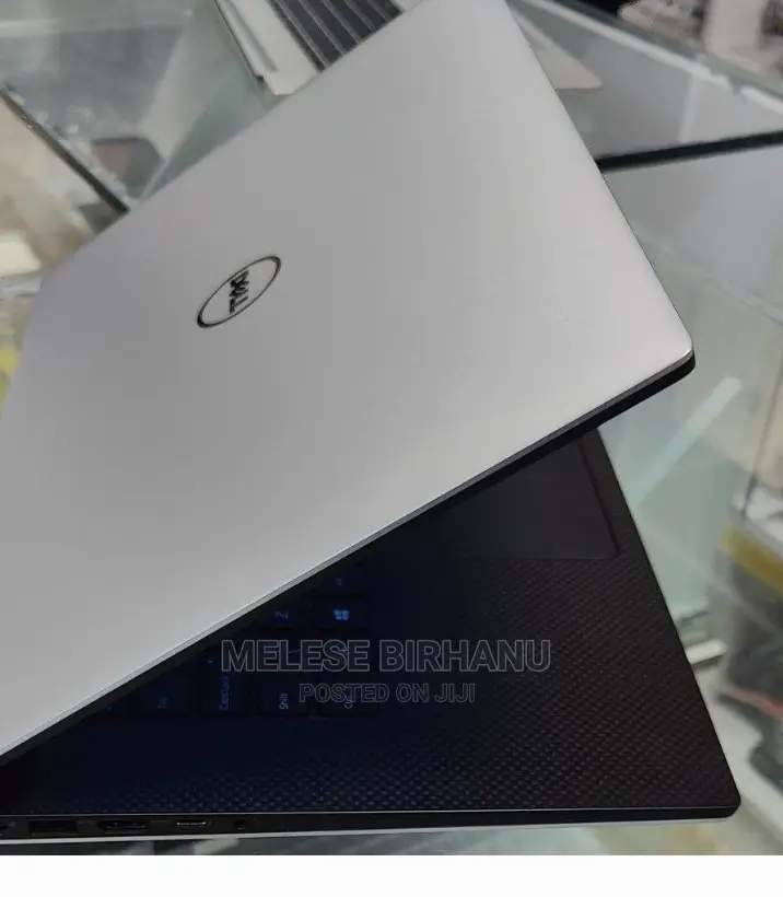 New Laptop Dell 16GB Intel Core I7 SSD 512GB