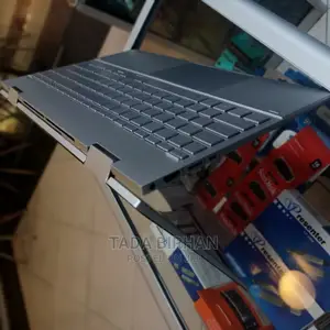 New Laptop HP Envy X360 8GB Intel Core I7 SSD 512GB