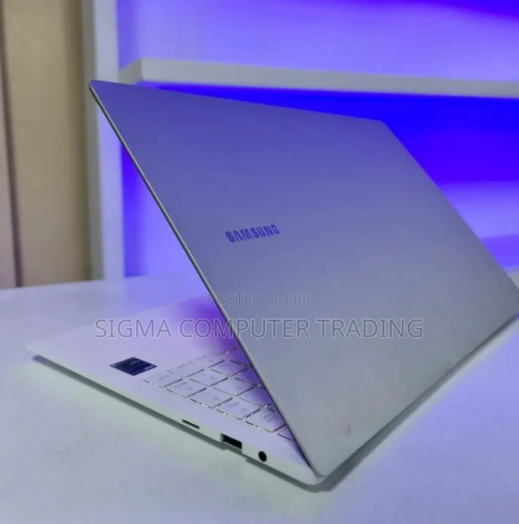 New Laptop Samsung Galaxy Book 2 16GB Intel Core I7 SSD 512GB