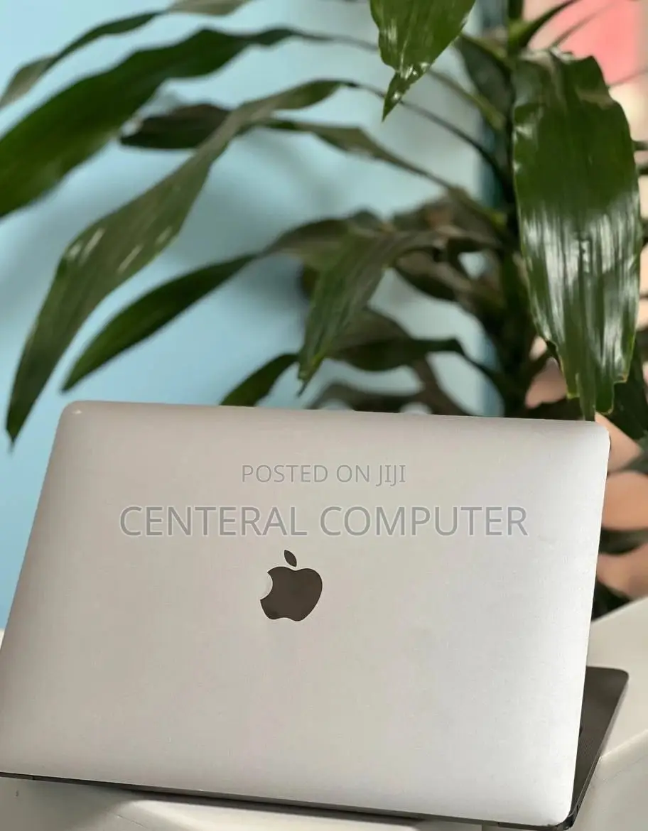 New Laptop Apple MacBook Air 2020 M1 8GB Apple M1 SSD 256GB