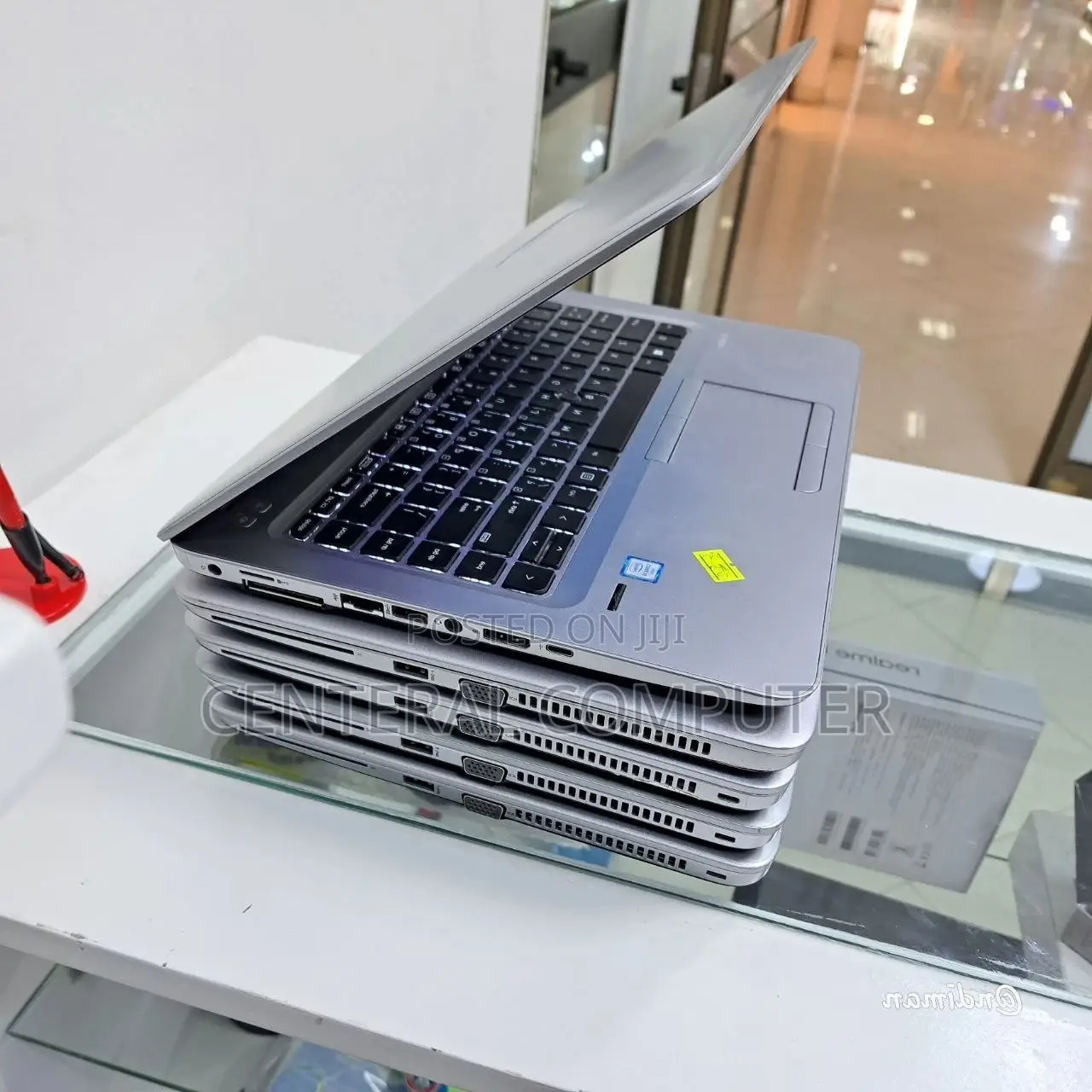 New Laptop HP 8GB Intel Core I5 HDD 1T