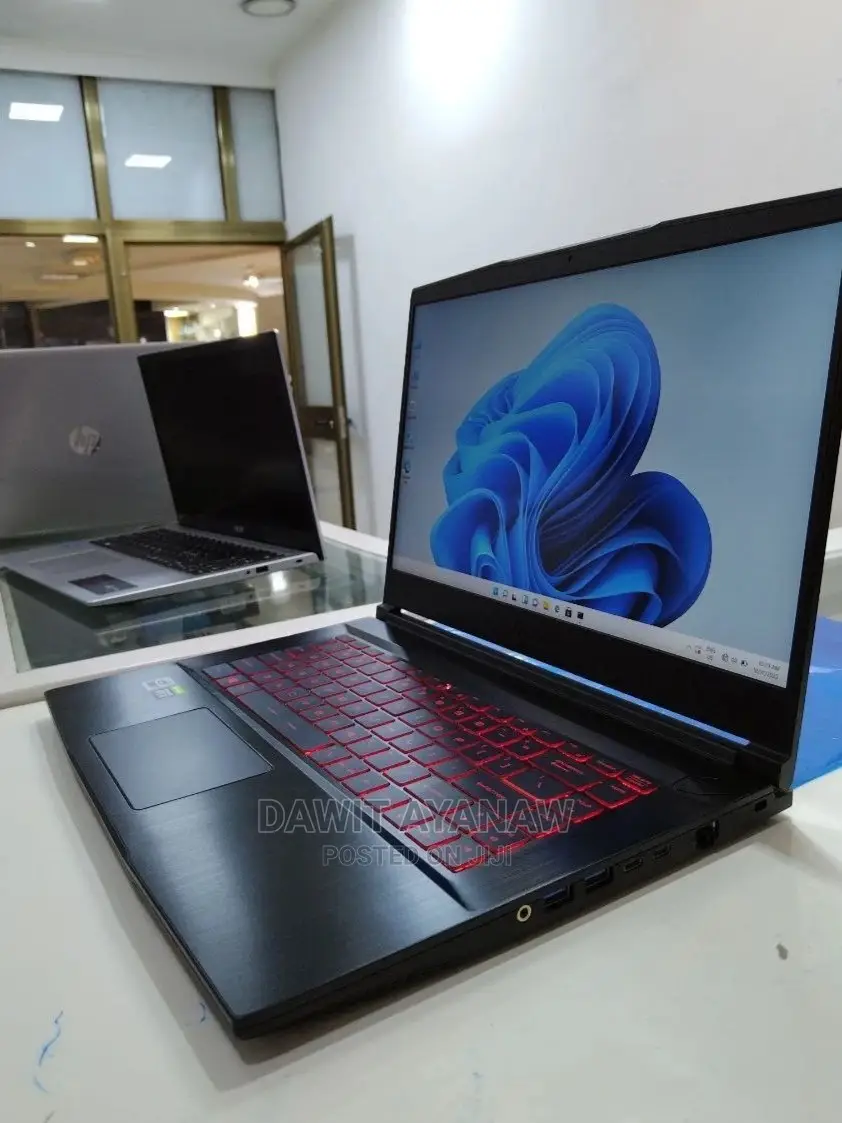 New Laptop MSI Katana GF66 8GB Intel Core I5 SSD 512GB