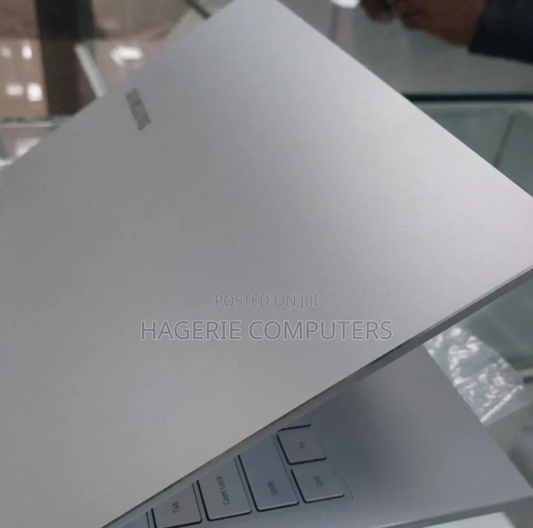 New Laptop Samsung 16GB Intel Core I7 SSD 512GB