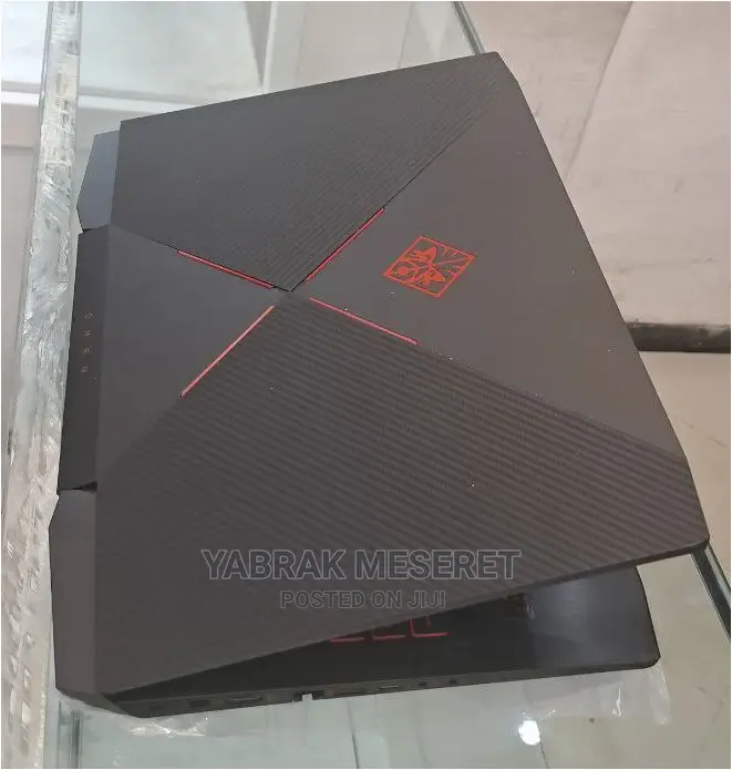 New Laptop HP Omen X 8GB Intel Core I5 SSHD+SSD 1T