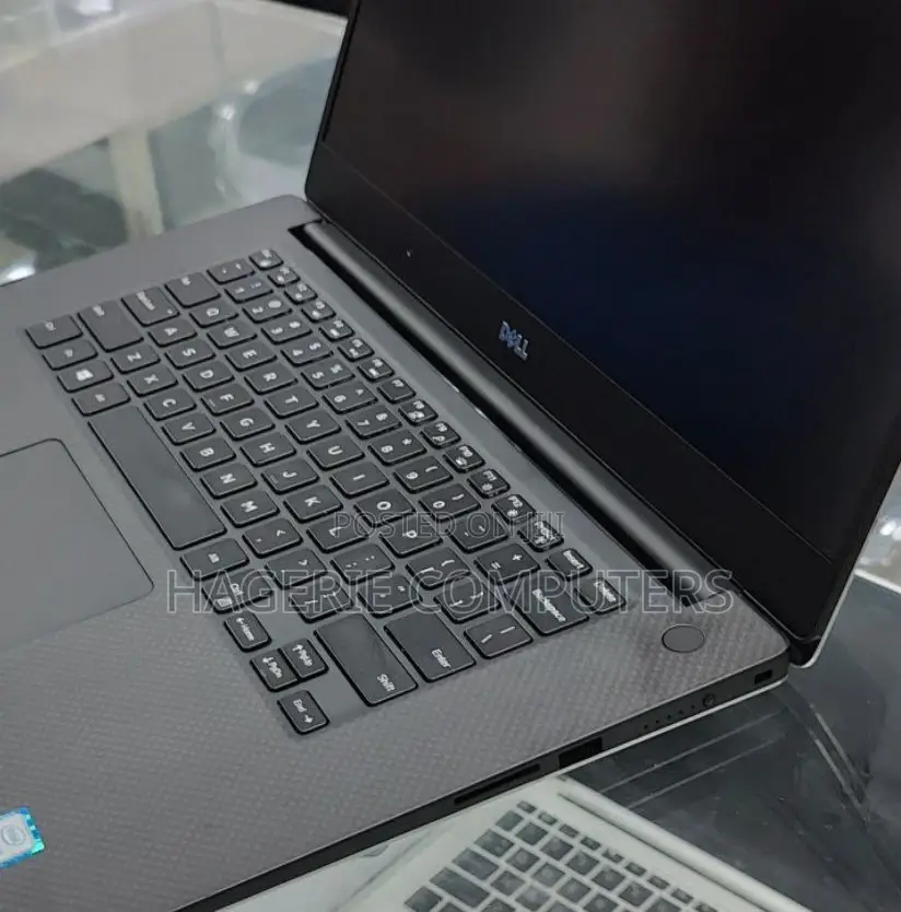 New Laptop Dell XPS 15 16GB Intel Core I7 SSD 512GB