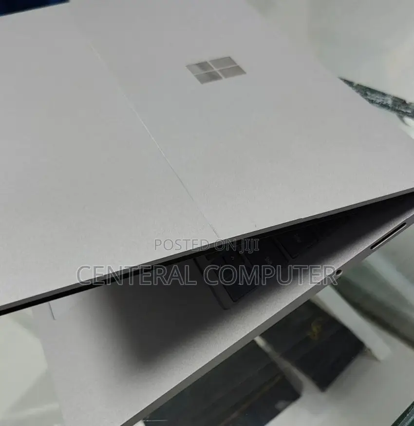 New Laptop Microsoft Surface Pro 9 16GB Intel Core I7 SSD 512GB