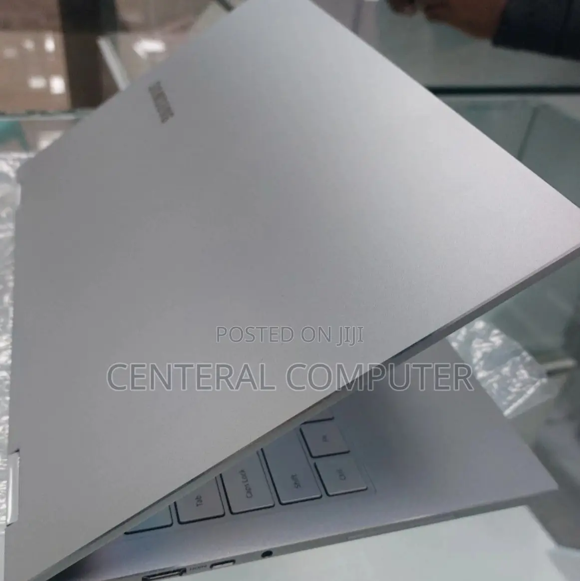 New Laptop Samsung Galaxy Book 2 16GB Intel Core I7 SSD 512GB