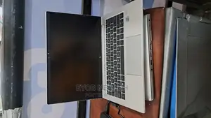 Photo - New Laptop Microsoft Surface Pro 9 16GB Intel Core I7 SSD 1T