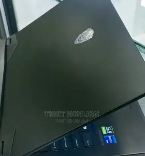 New Laptop MSI GP75 Leopard 16GB Intel Core I7 SSD 1T