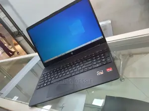 New Laptop HP Stream Notebook 8GB AMD Ryzen 3 SSD 256GB