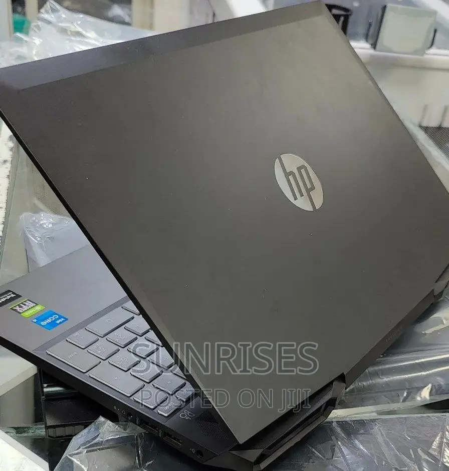 New Laptop HP Pavilion Power 15 16GB Intel Core I5 SSD 512GB