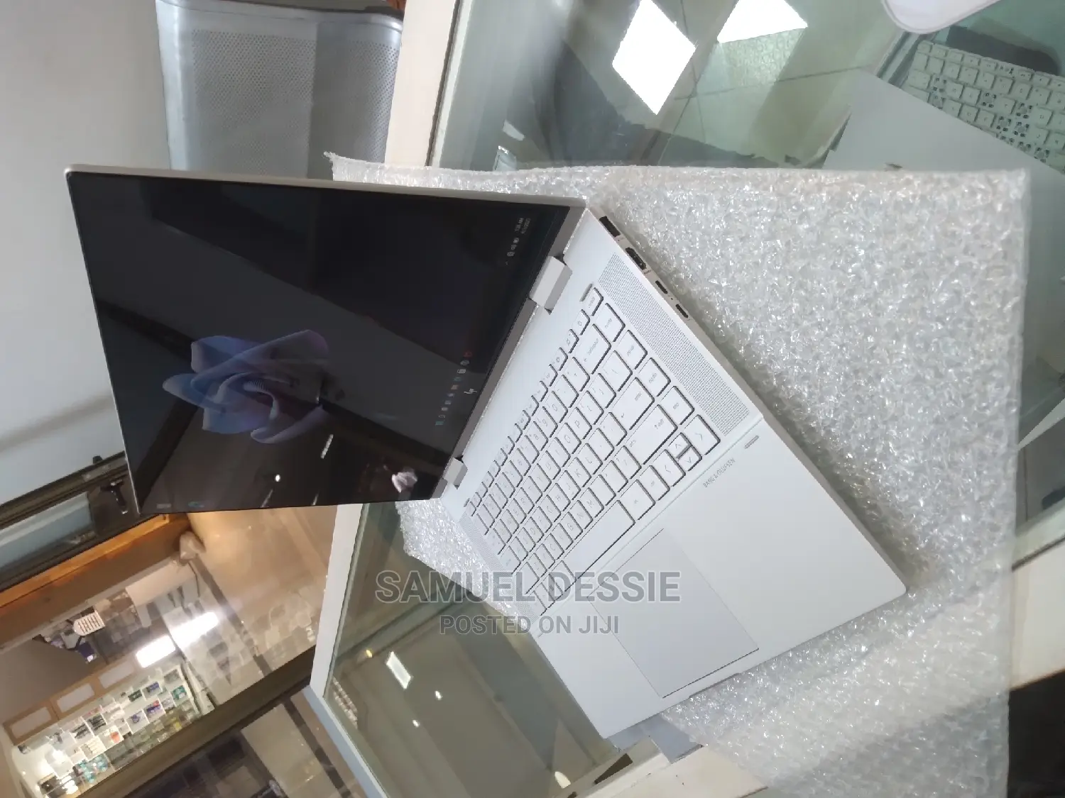 New Laptop HP Envy X360 16GB Intel Core I7 SSD 1T