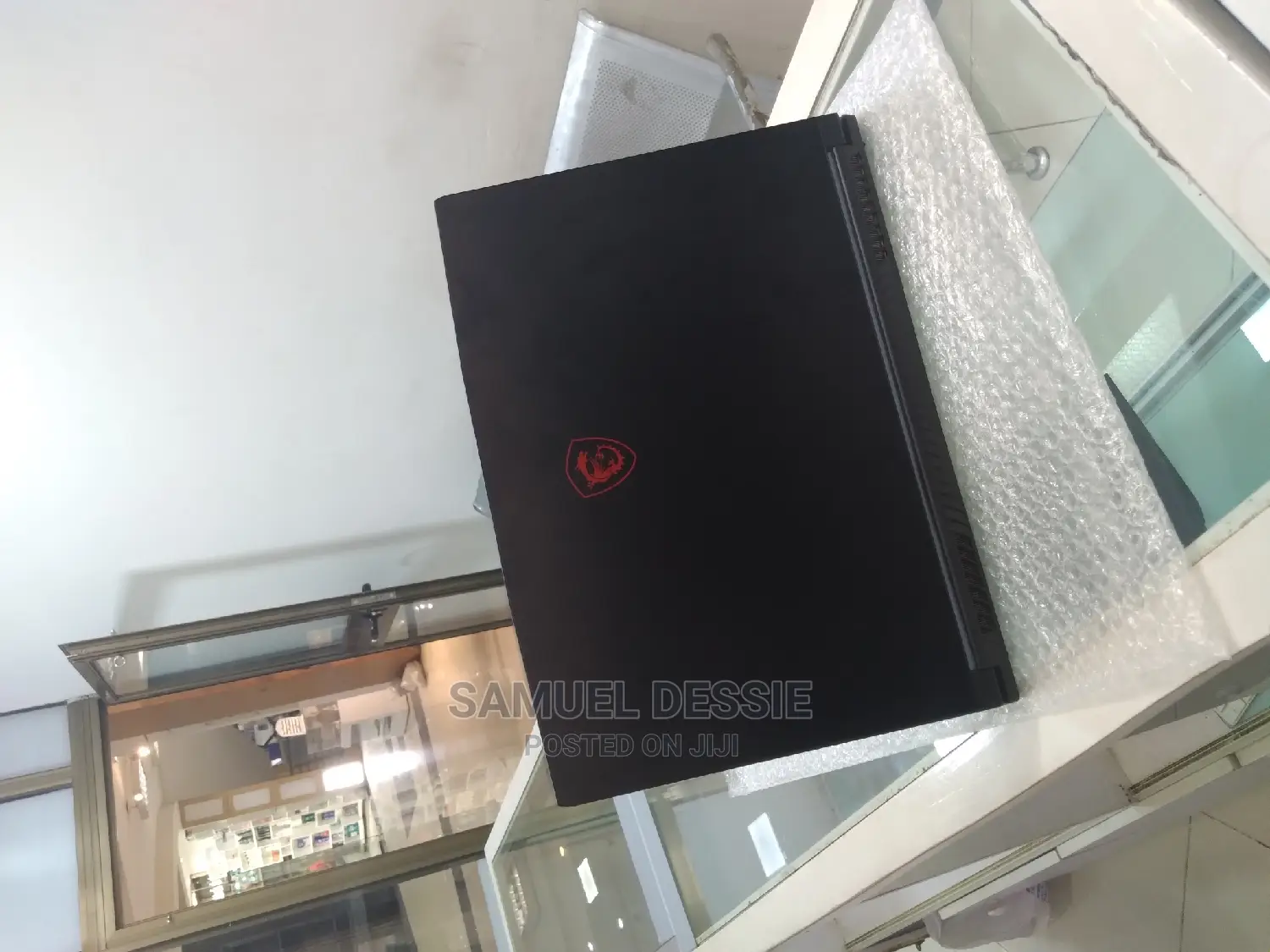 New Laptop MSI 16GB Intel Core I7 SSD 512GB