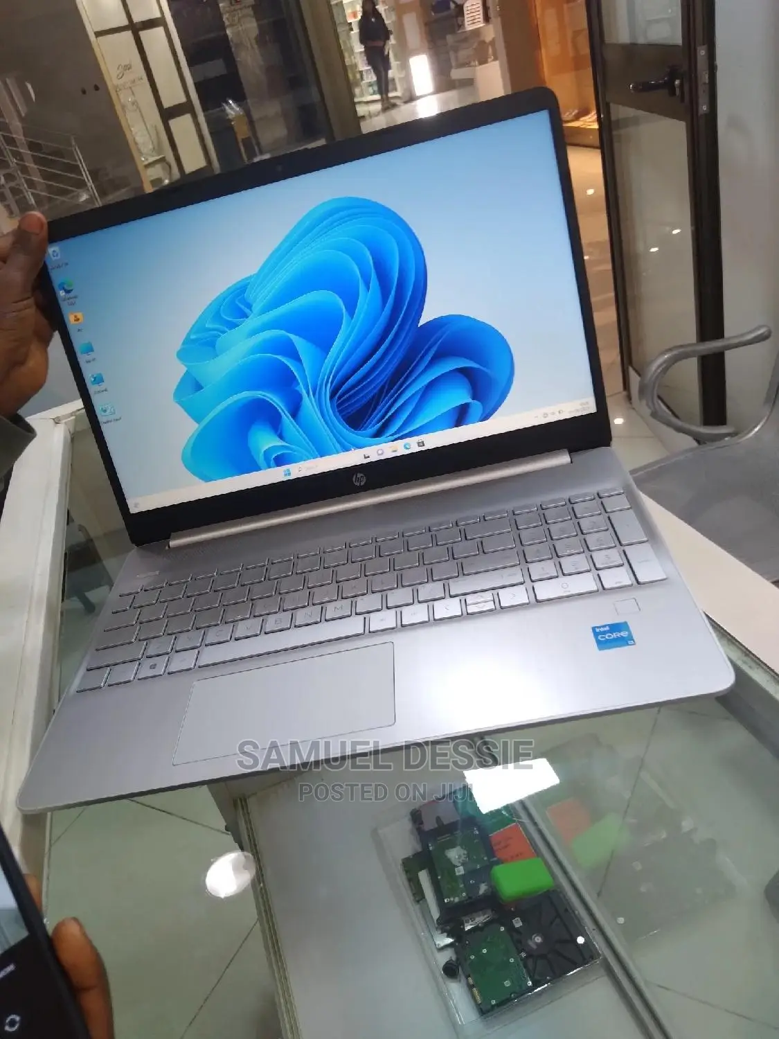 New Laptop HP Stream Notebook 8GB Intel Core I3 SSD 512GB