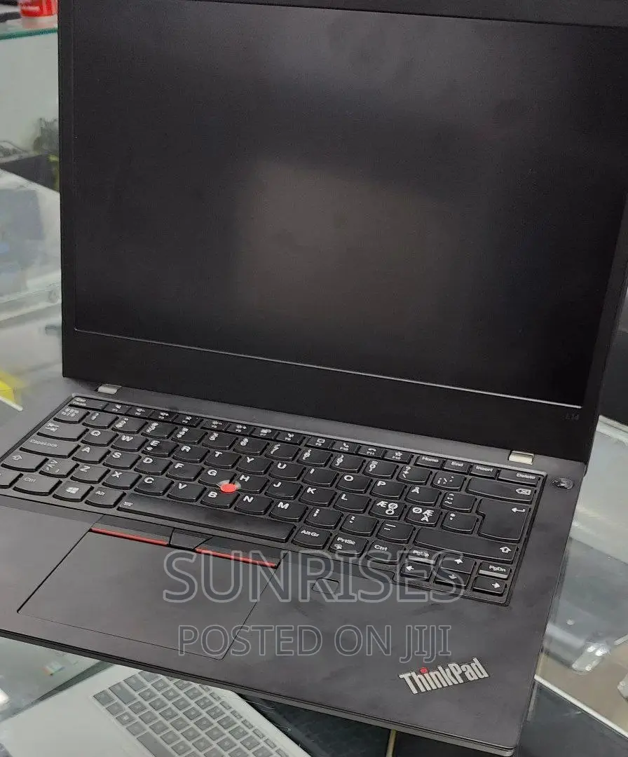 New Laptop Lenovo ThinkPad 13 16GB Intel Core I5 SSD 512GB
