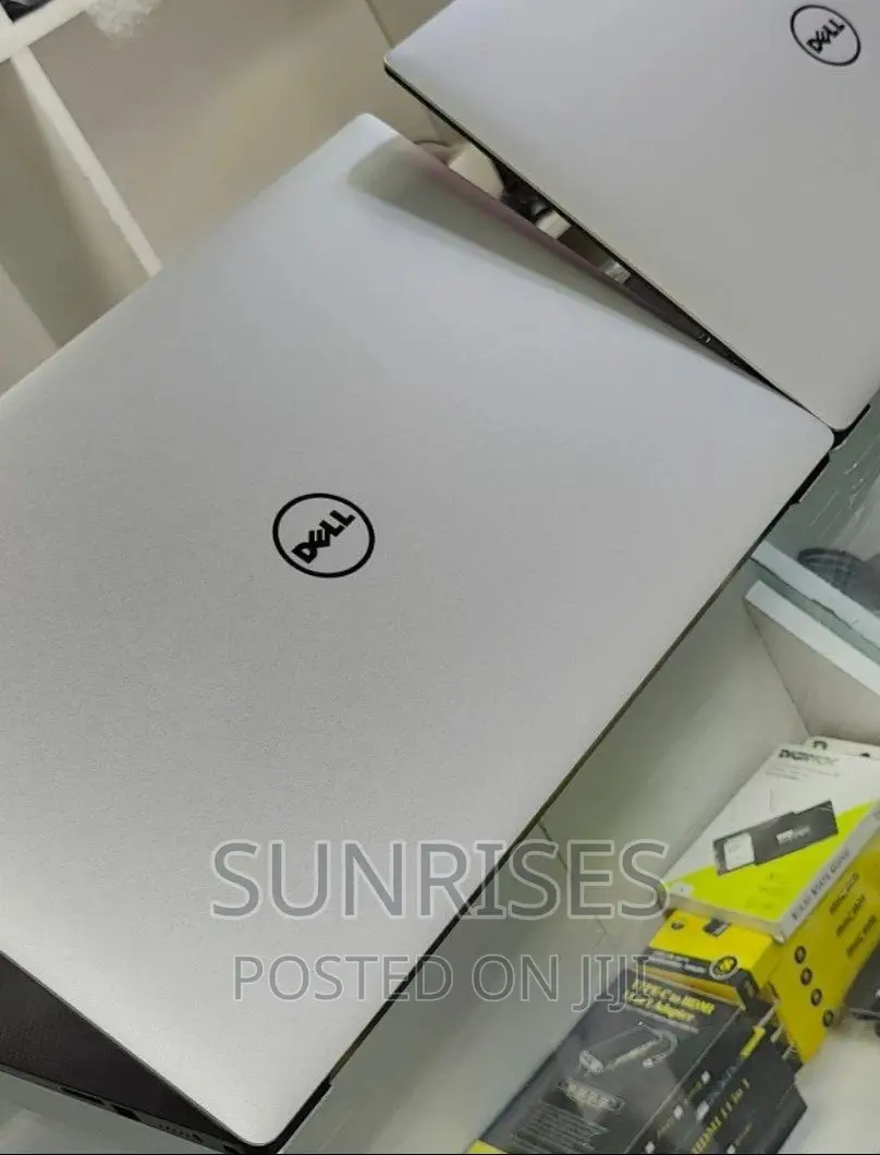 New Laptop Dell XPS 15 16GB Intel Core I7 SSD 512GB