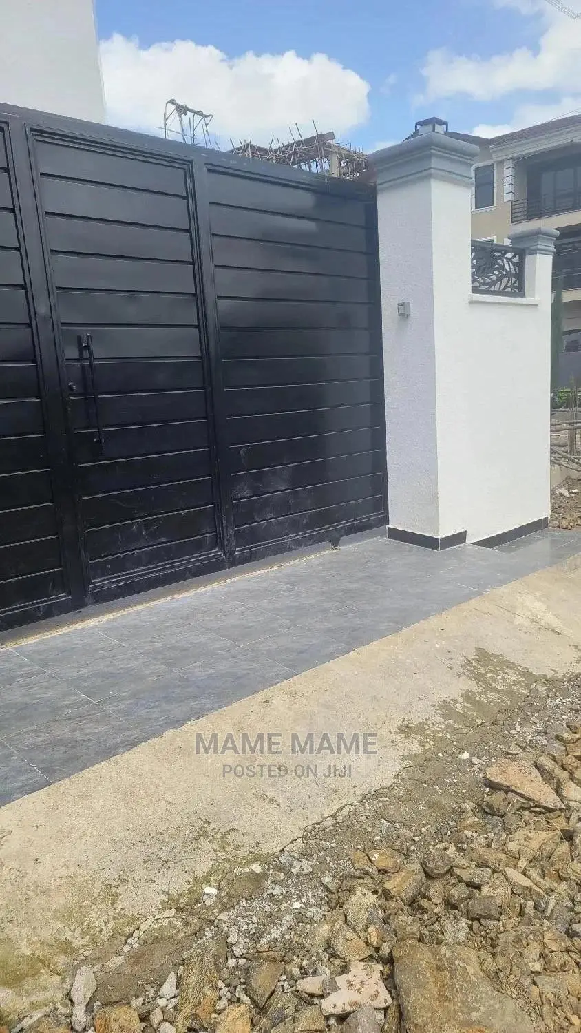 6bdrm House in Addis Abeba, Bole for sale