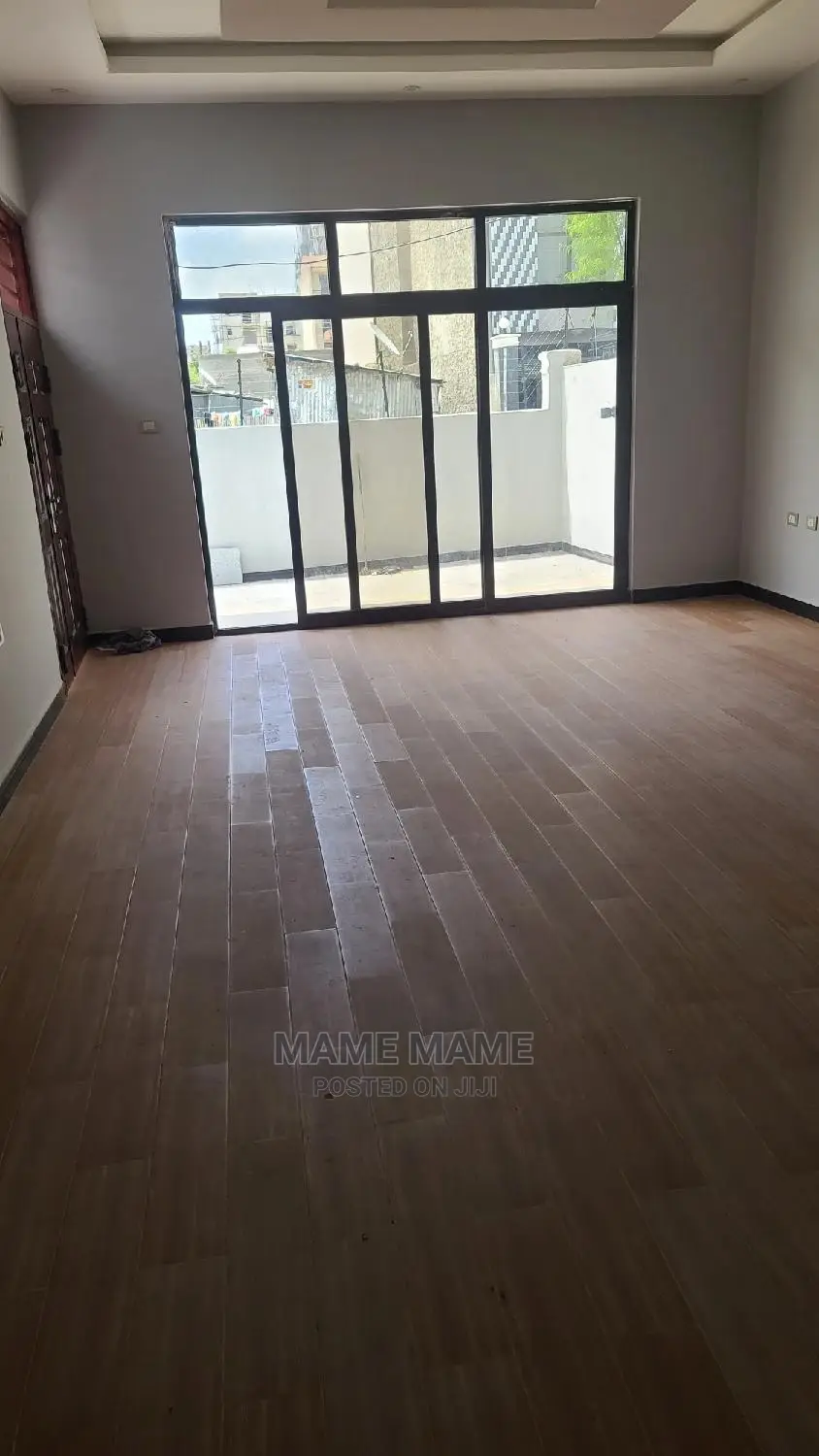 3bdrm Villa in Addis Abeba, Bole for sale