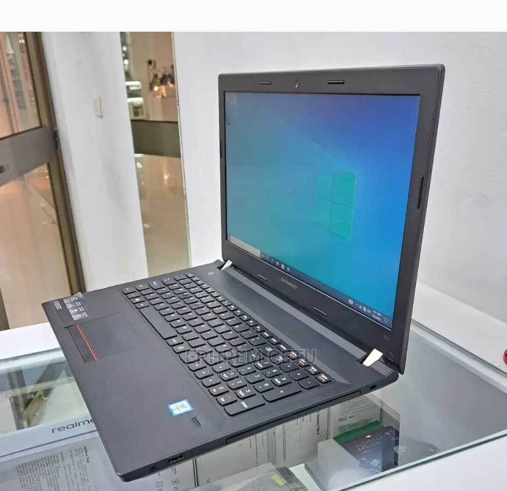 New Laptop Lenovo Ideapad 3 4GB AMD HDD 500GB