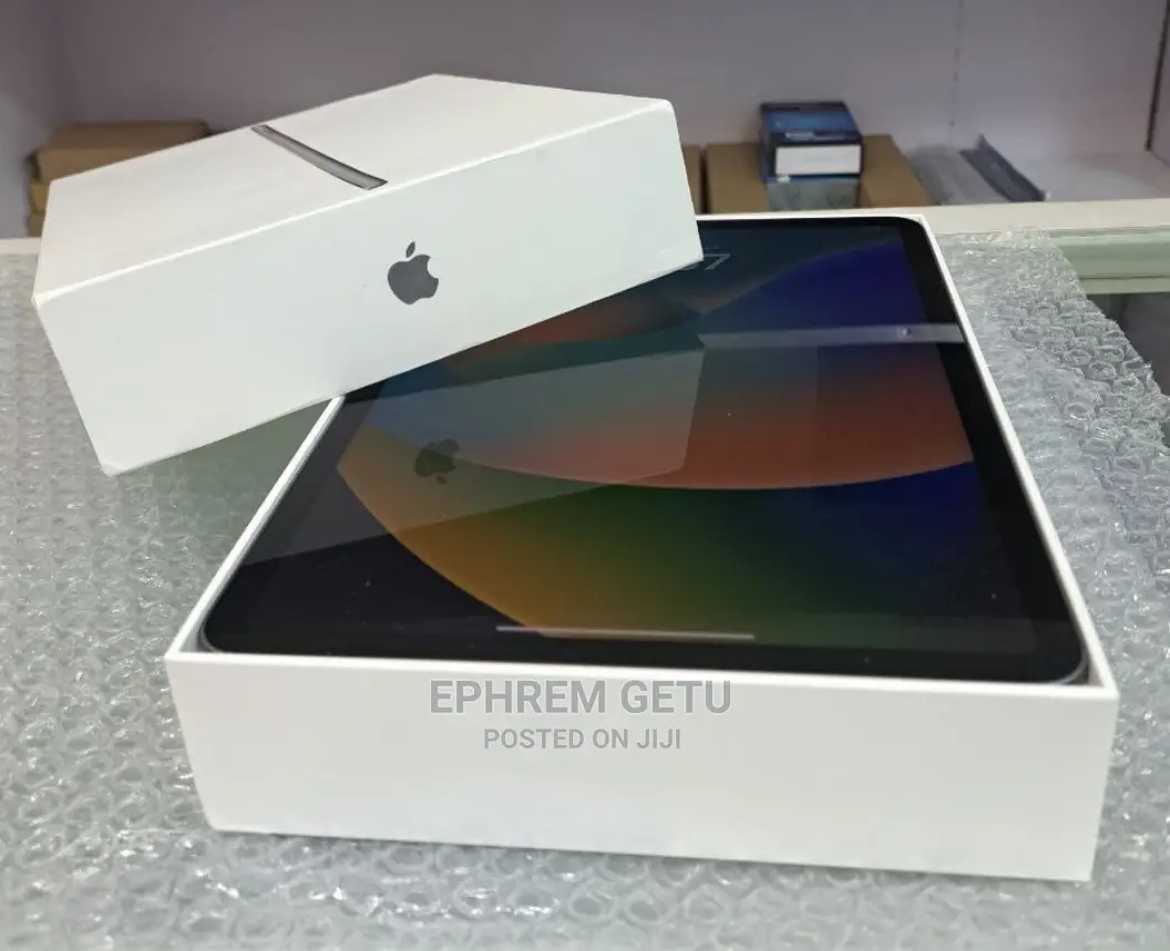 New Laptop Apple MacBook Pro M1 1GB Apple M1 SSD 512GB