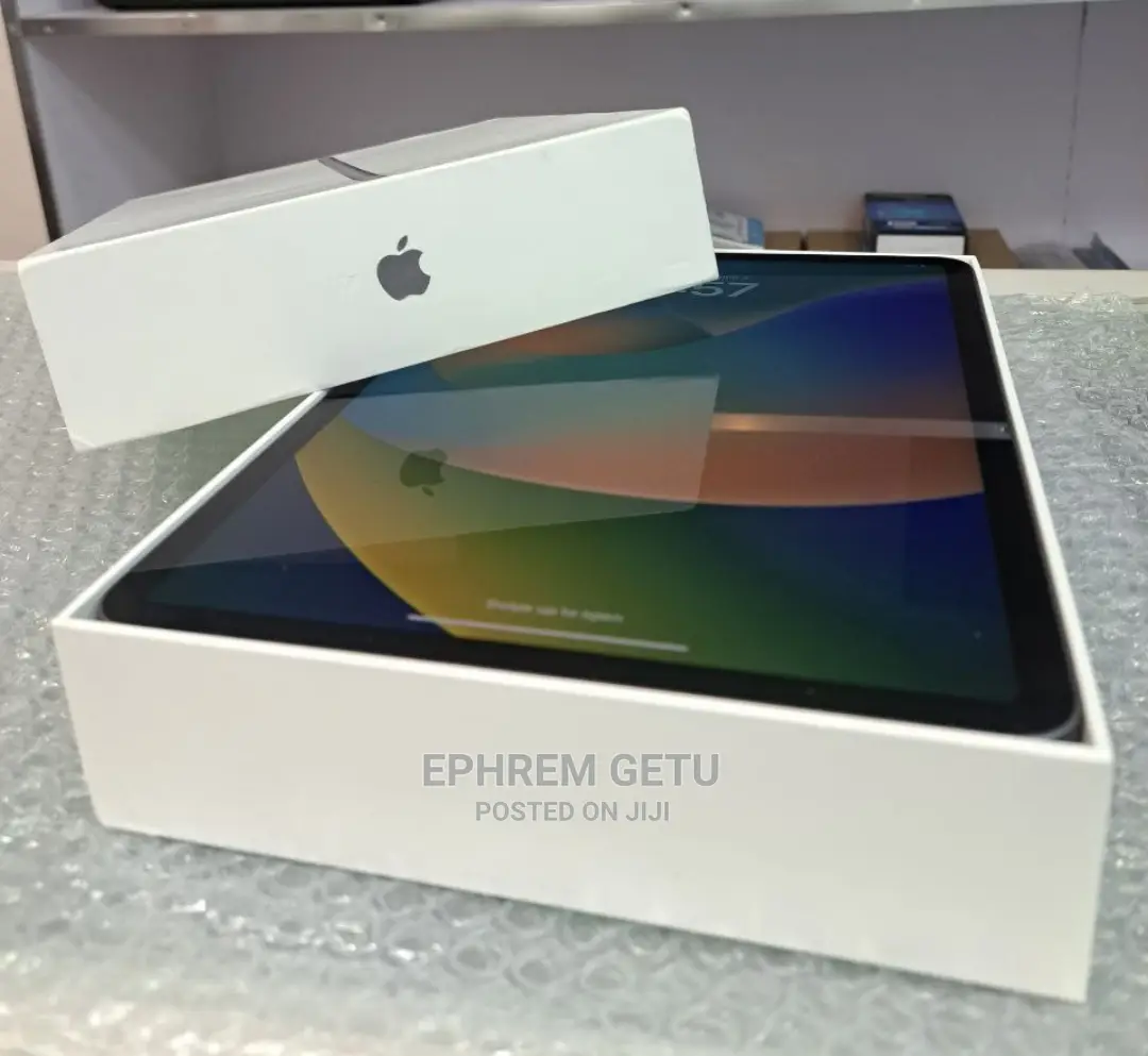 New Laptop Apple MacBook Pro M1 1GB Apple M1 SSD 512GB