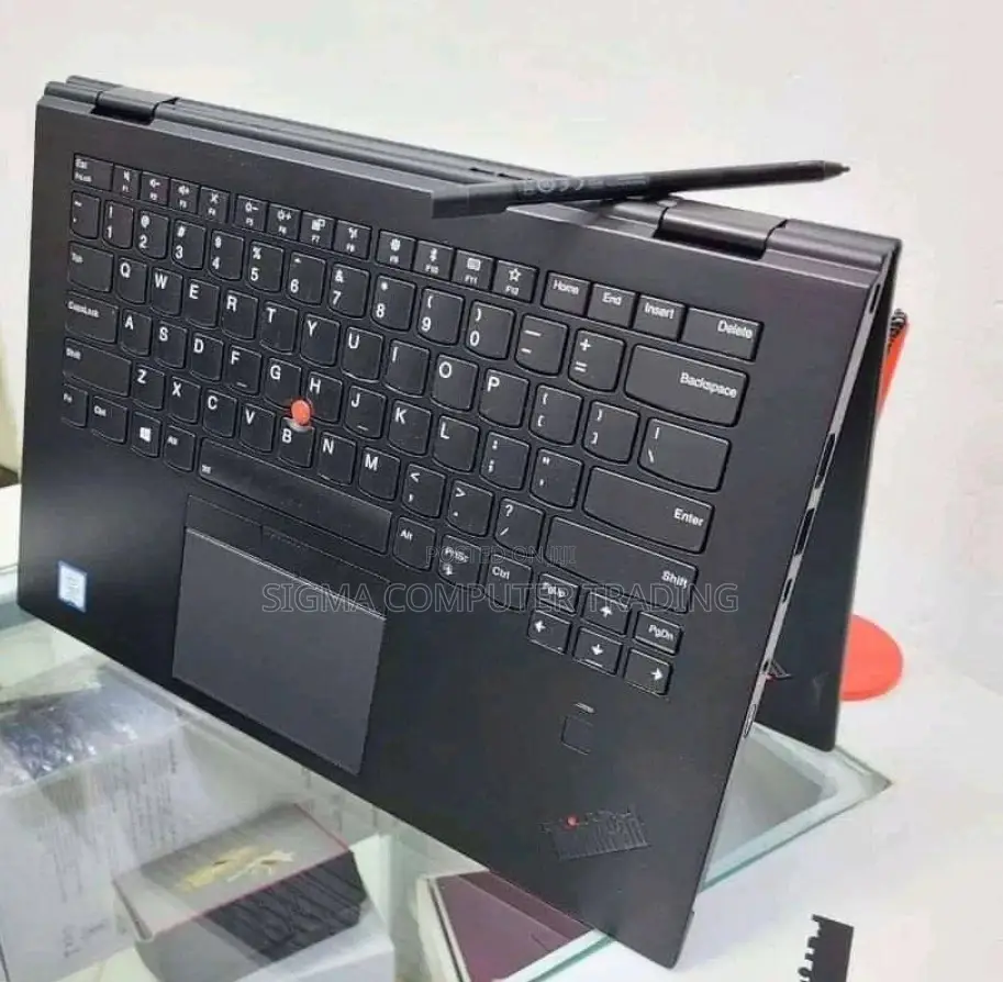 New Laptop Lenovo ThinkPad Yoga 8GB Intel Core I5 SSD 512GB