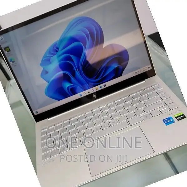 New Laptop HP Envy X360 16GB Intel Core I5 SSD 512GB