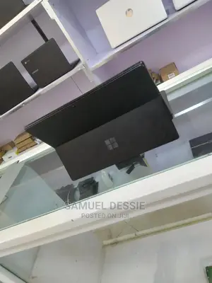 Photo - New Laptop Microsoft Surface Pro 6 8GB Intel Core I5 SSD 256GB