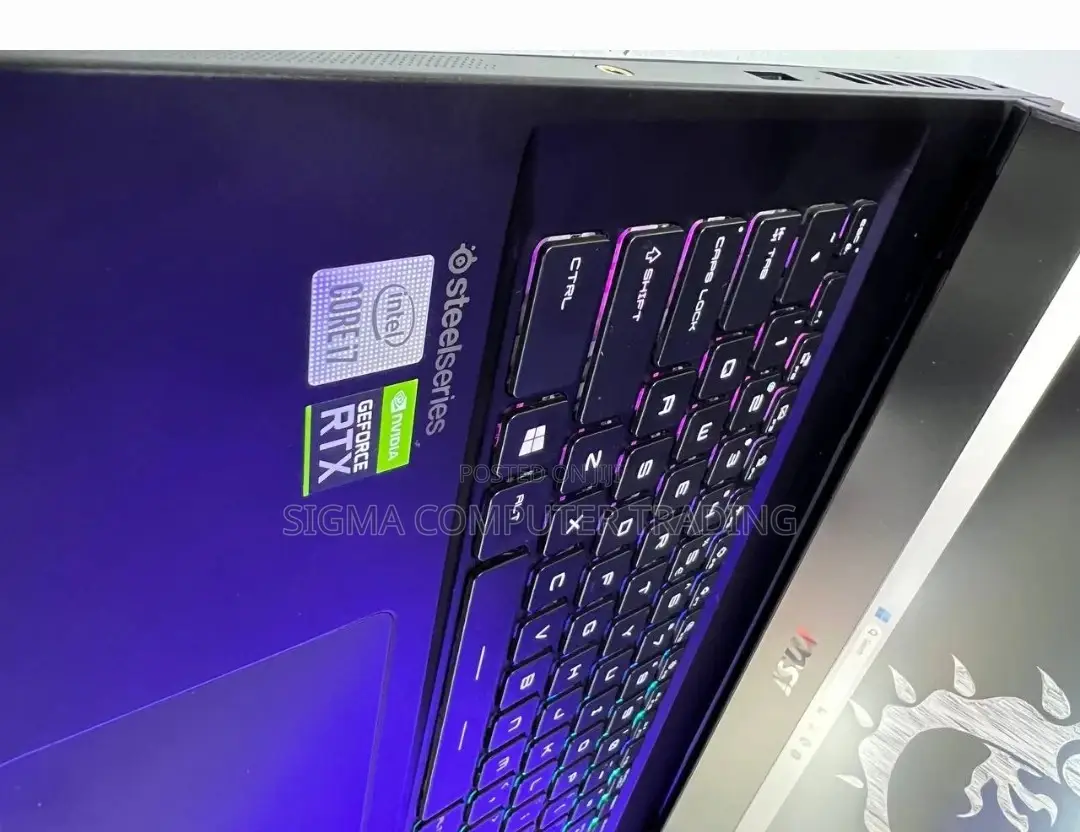 New Laptop MSI GP75 Leopard 16GB Intel Core I7 SSD 1T