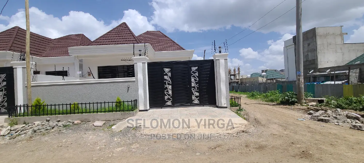 3bdrm Villa in Adids Abba, Bole for sale
