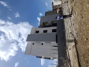 6bdrm Villa in አድስ አበባ, Bole for sale