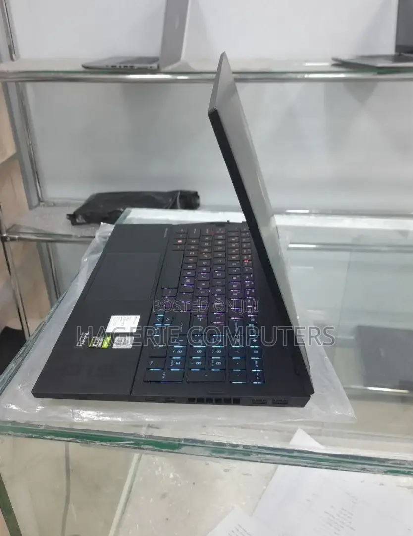 New Laptop HP Omen 15 16GB Intel Core I7 SSD 1T