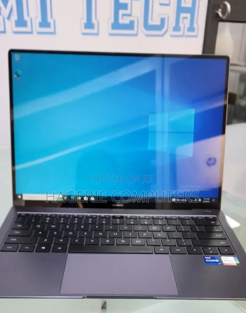 New Laptop Huawei MateBook 13 WRT-W19E 16GB Intel Core I7 SSD 512GB